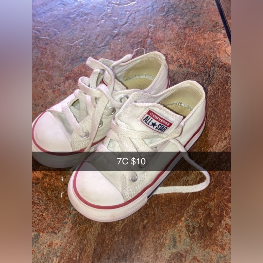 WHITE CONVERSE ALL STAR FOR TODDLERS !!
